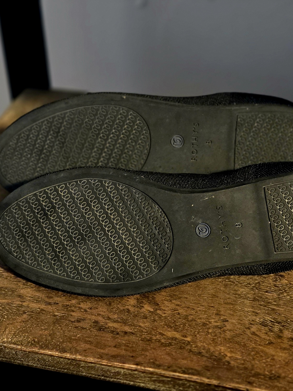 Rothys Black Flats Size 8 Round Toe Knit Slip On Washable - Picture 5 of 6